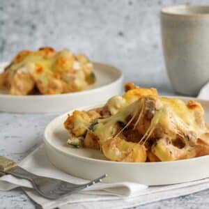 Gnocchi uit de oven met groente en kaas